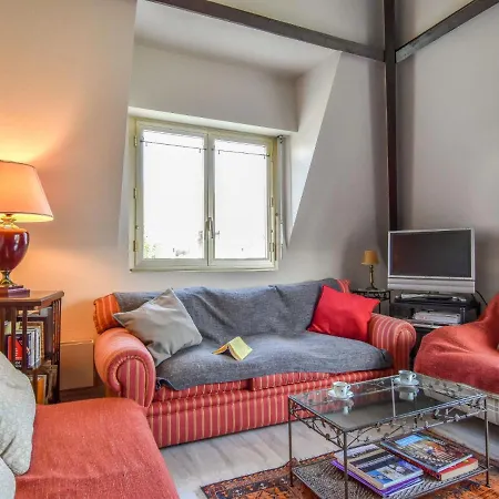 Daire Marie Antoinette-2 By Interhome Deauville