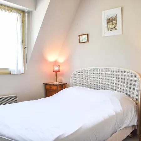 Apartman Marie Antoinette-2 By Interhome Deauville