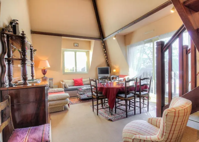 Marie Antoinette-2 By Interhome