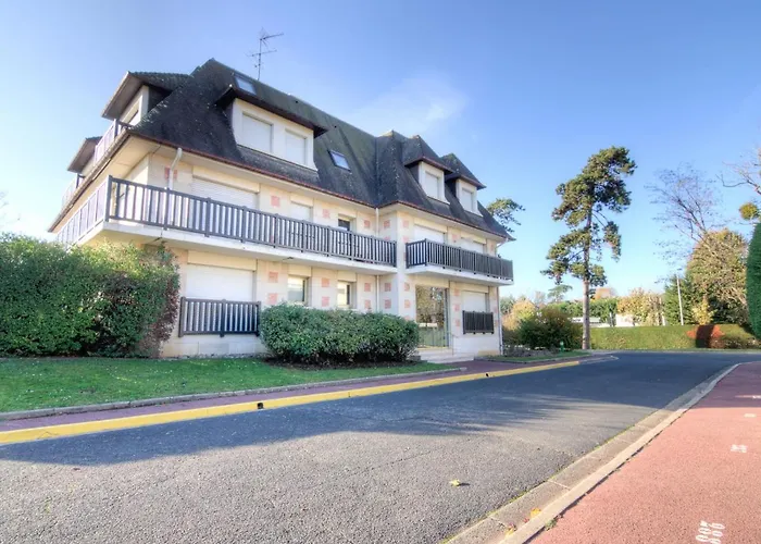 Lägenhet Marie Antoinette-2 By Interhome