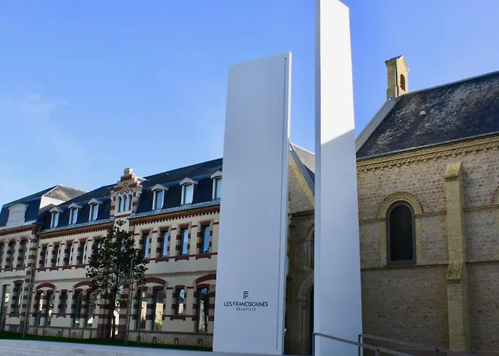 Marie Antoinette-2 By Interhome