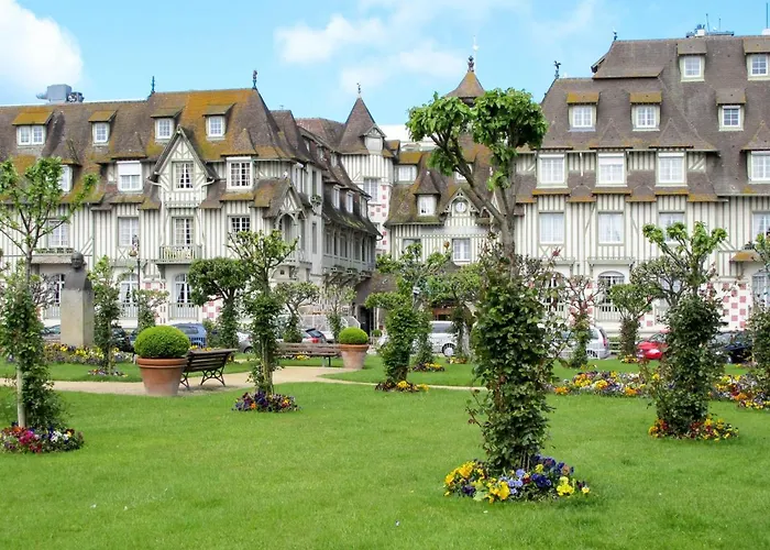 Marie Antoinette-2 By Interhome Deauville