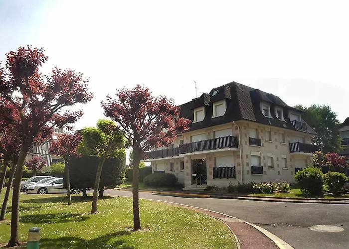 Lägenhet Marie Antoinette-2 By Interhome Deauville